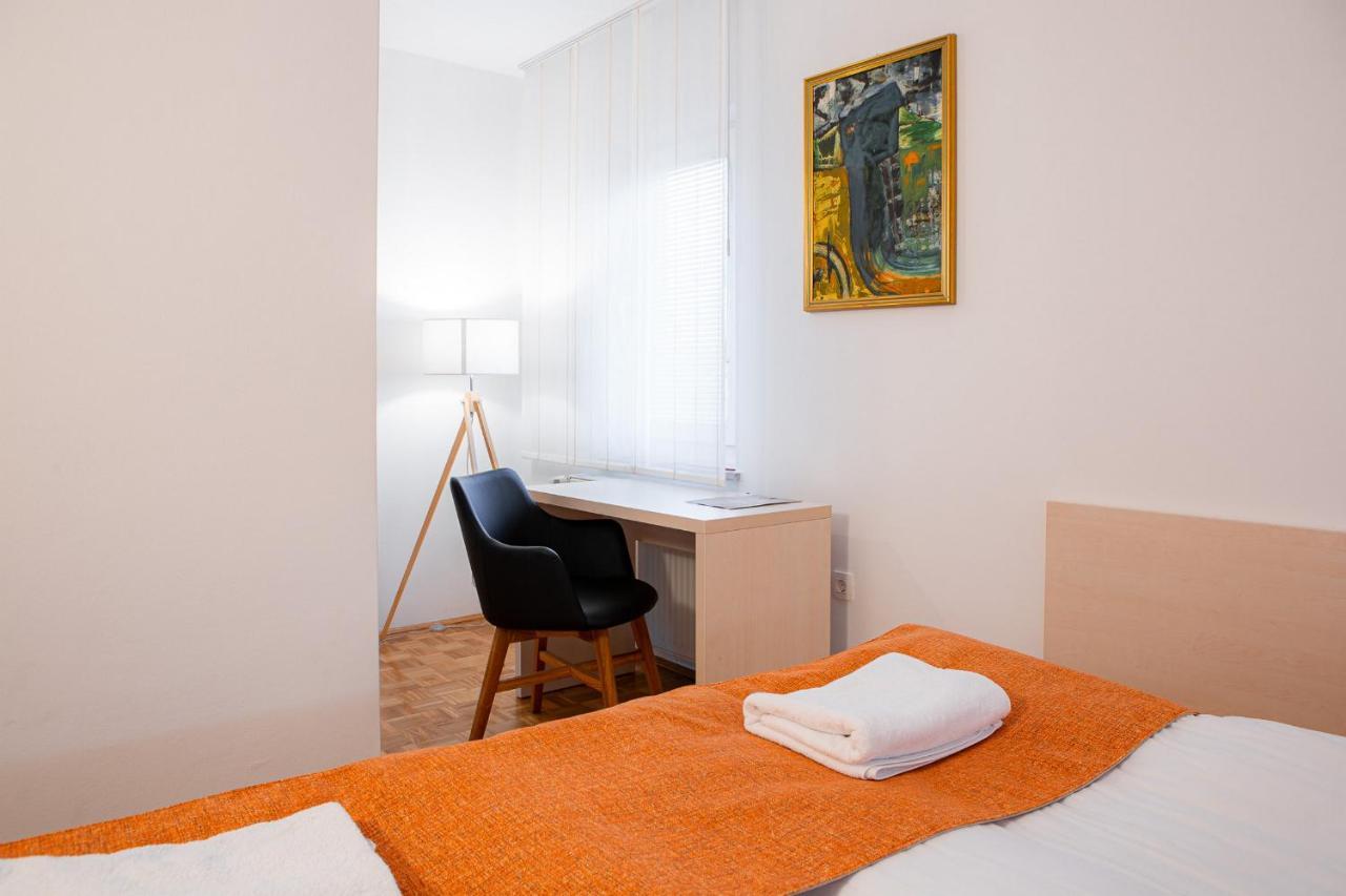 Hotel Gostilna Vovko Novo Mesto Bagian luar foto