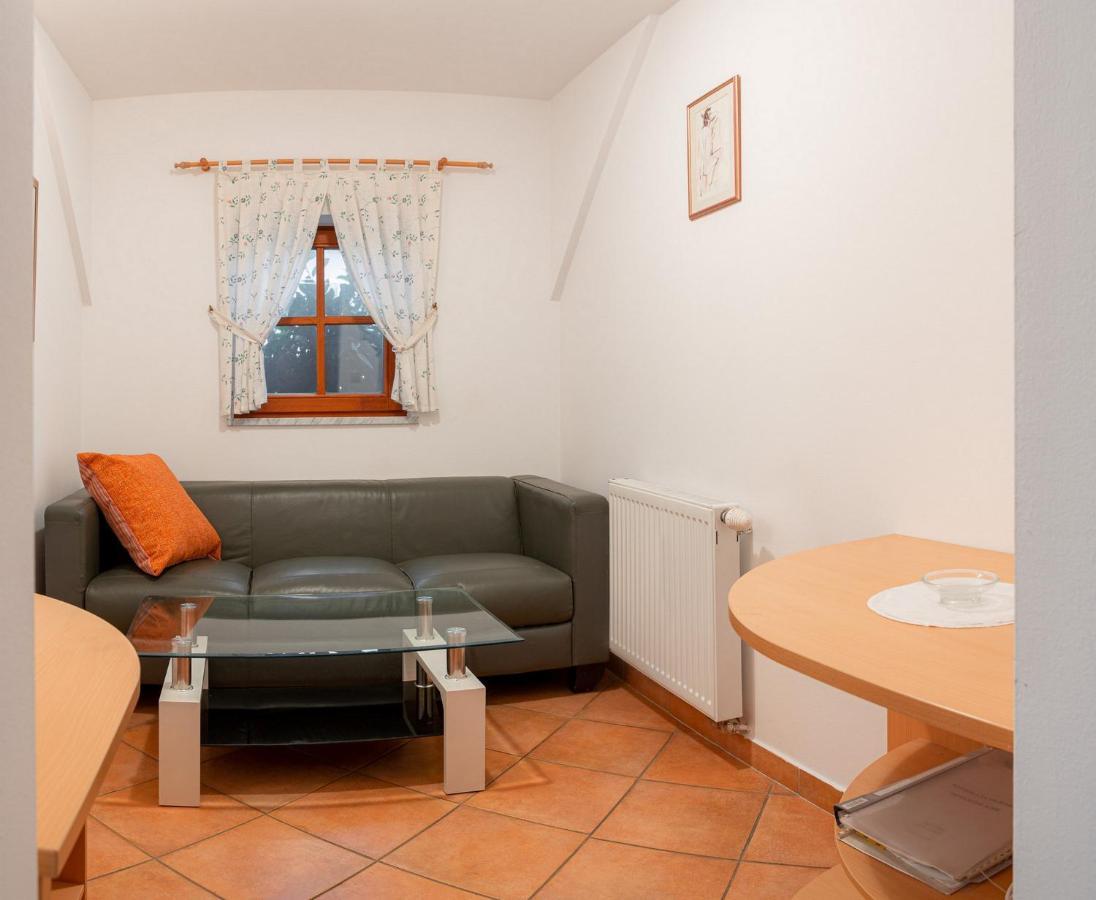 Hotel Gostilna Vovko Novo Mesto Ruang foto